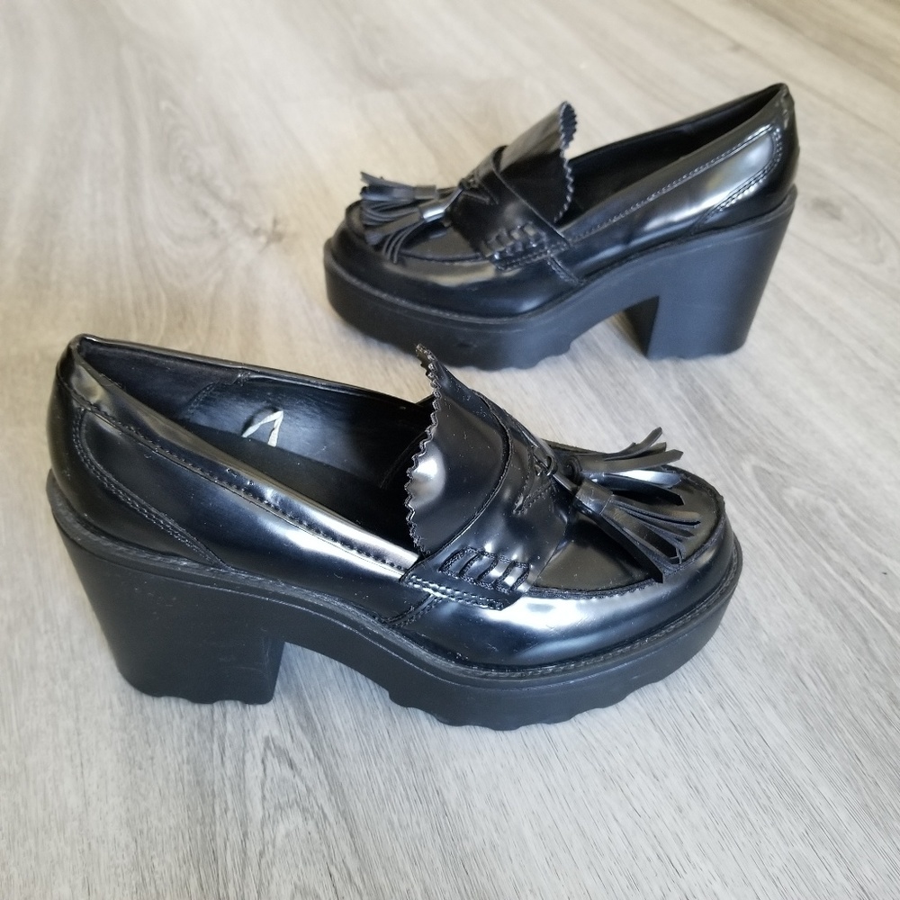 Mossimo Supply Co. Black Chunky Heel Loafers